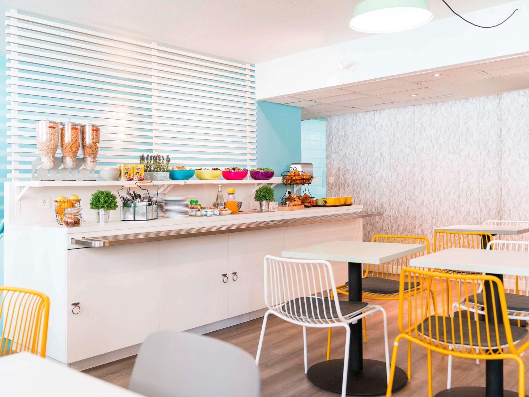 Ibis Styles Marseille Centre Prado Place Castellane Экстерьер фото